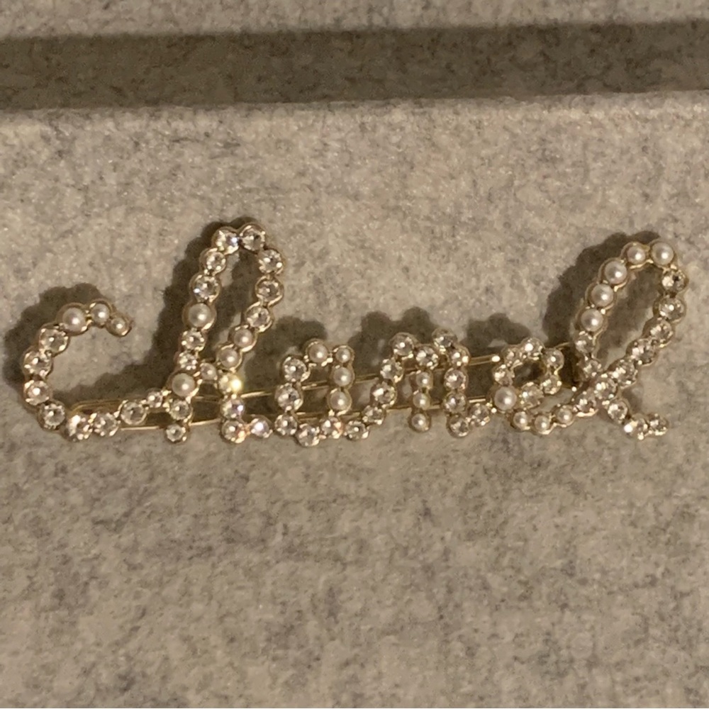 Authentic Chanel Pearl and strass crystal Scripted hair barrette NIB.